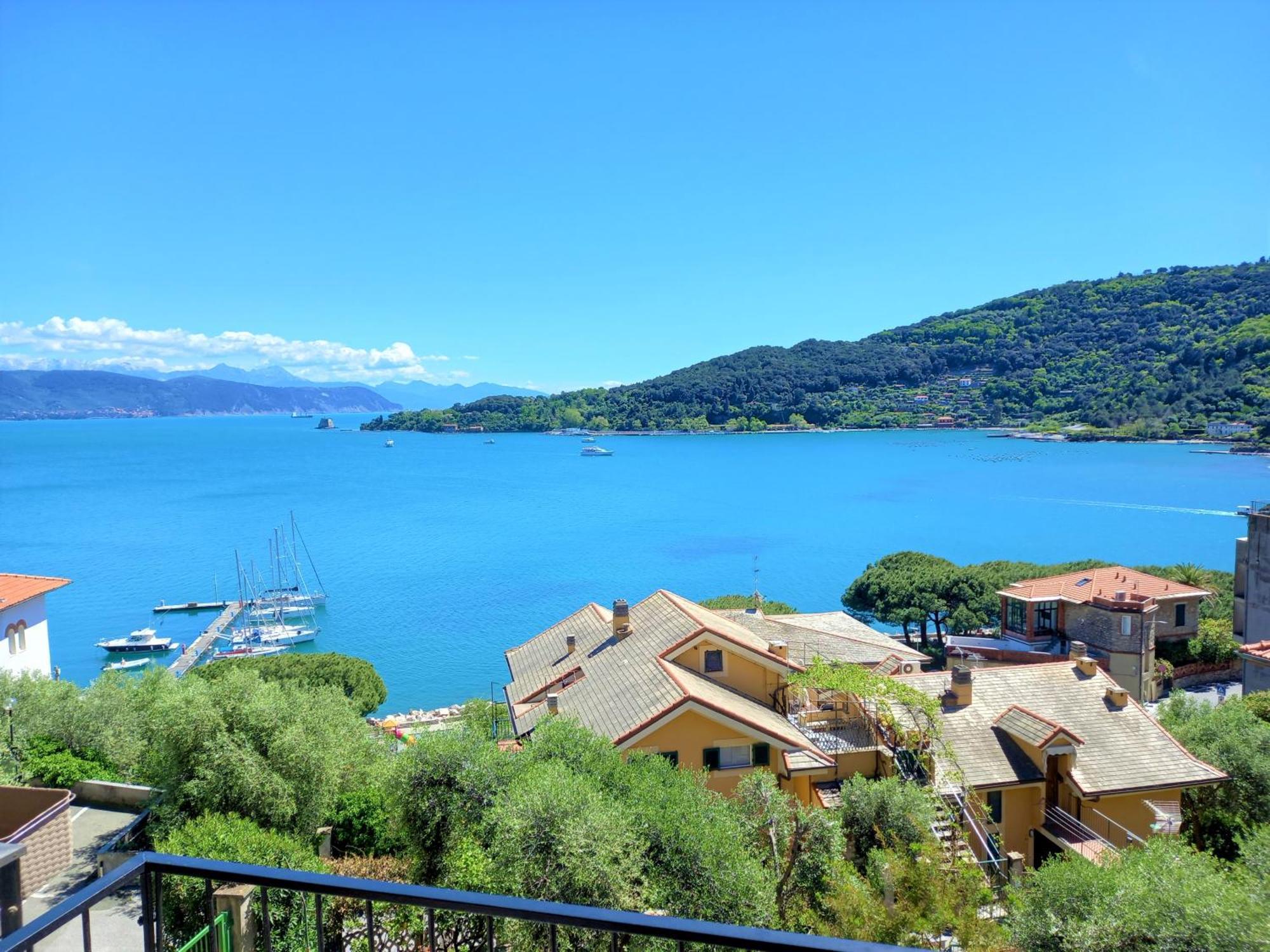 Anima Di Mare Apartment Porto Venere Luaran gambar